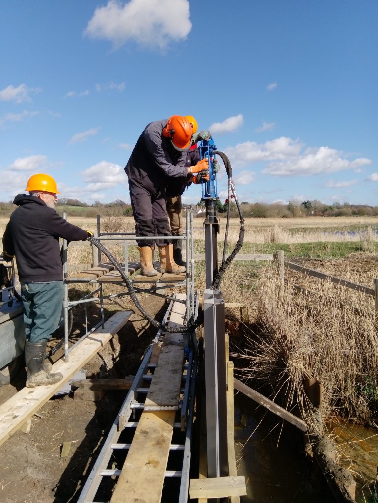 MultiLock Plastic Piling ditch blocking, grip blocking