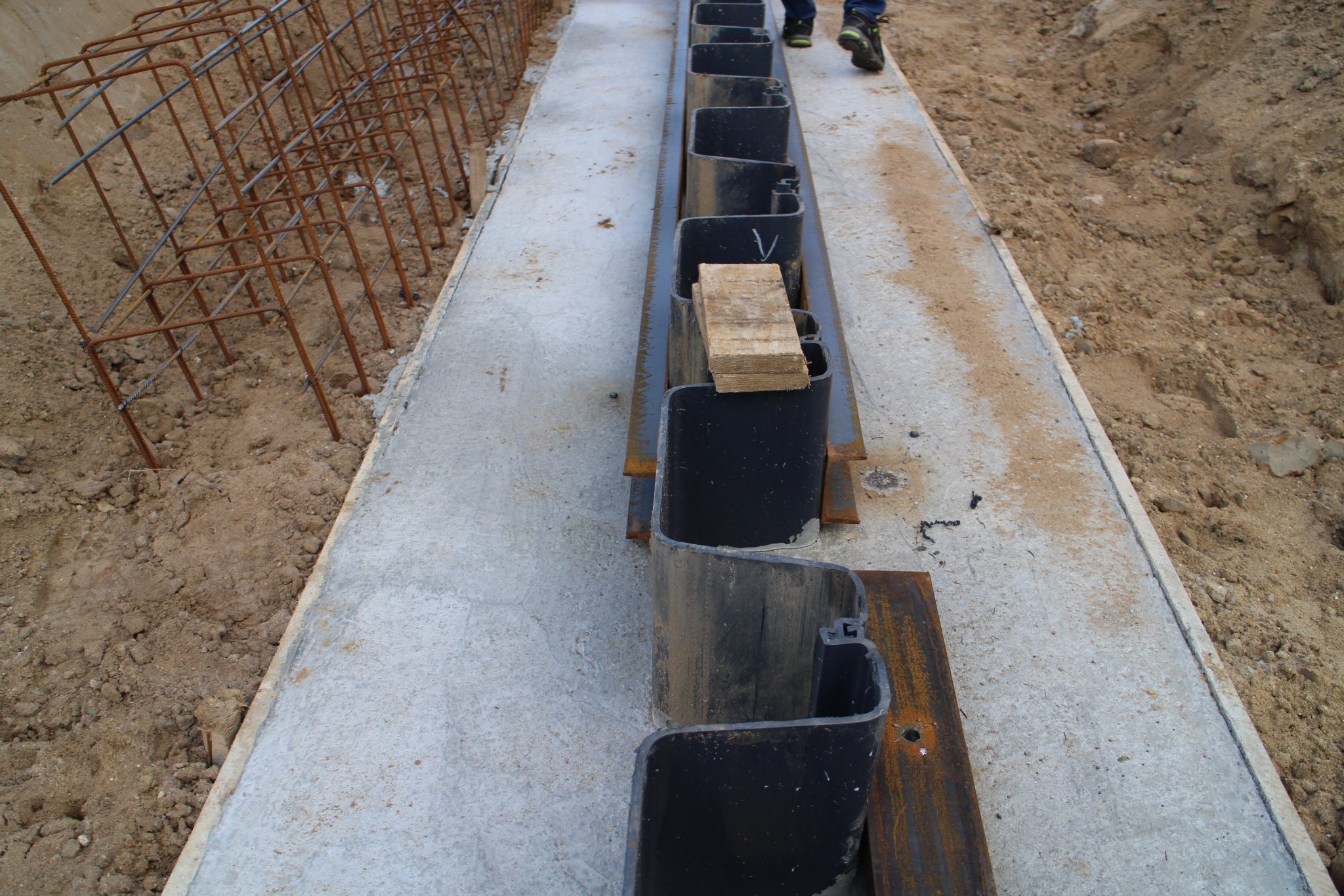 Home - plastic piling