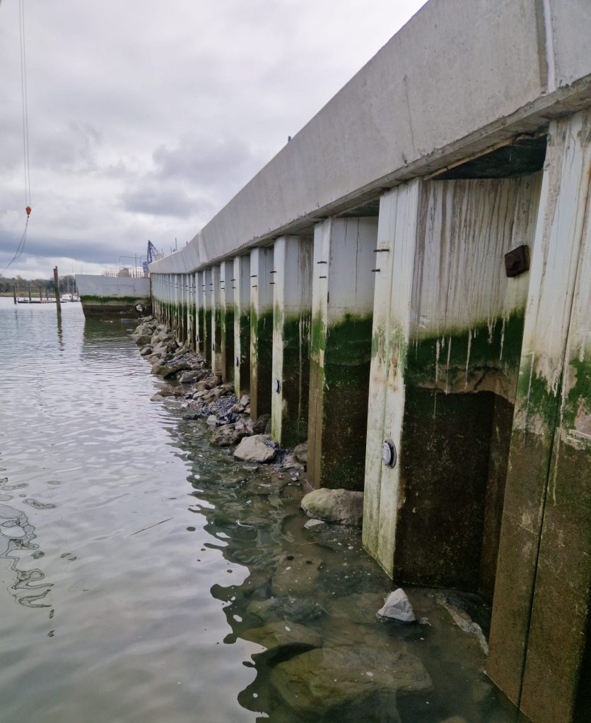 Sheet piling on a coastal application with JETFilter weephole filters fitted